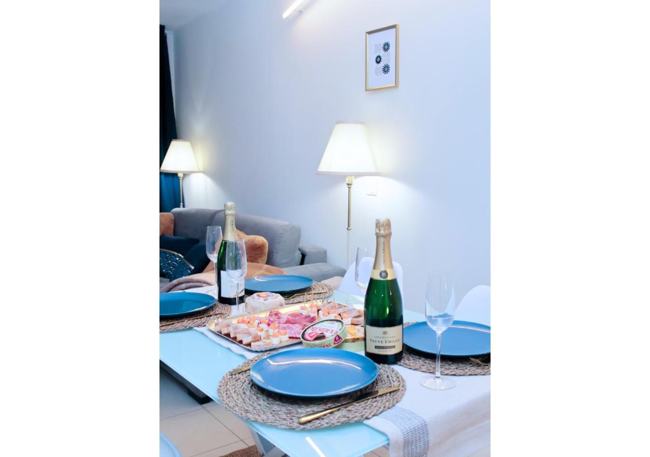 Appartement-Paris-Disney-Terrasse-Jardin-Parking Vaires-sur-Marne Exterior photo